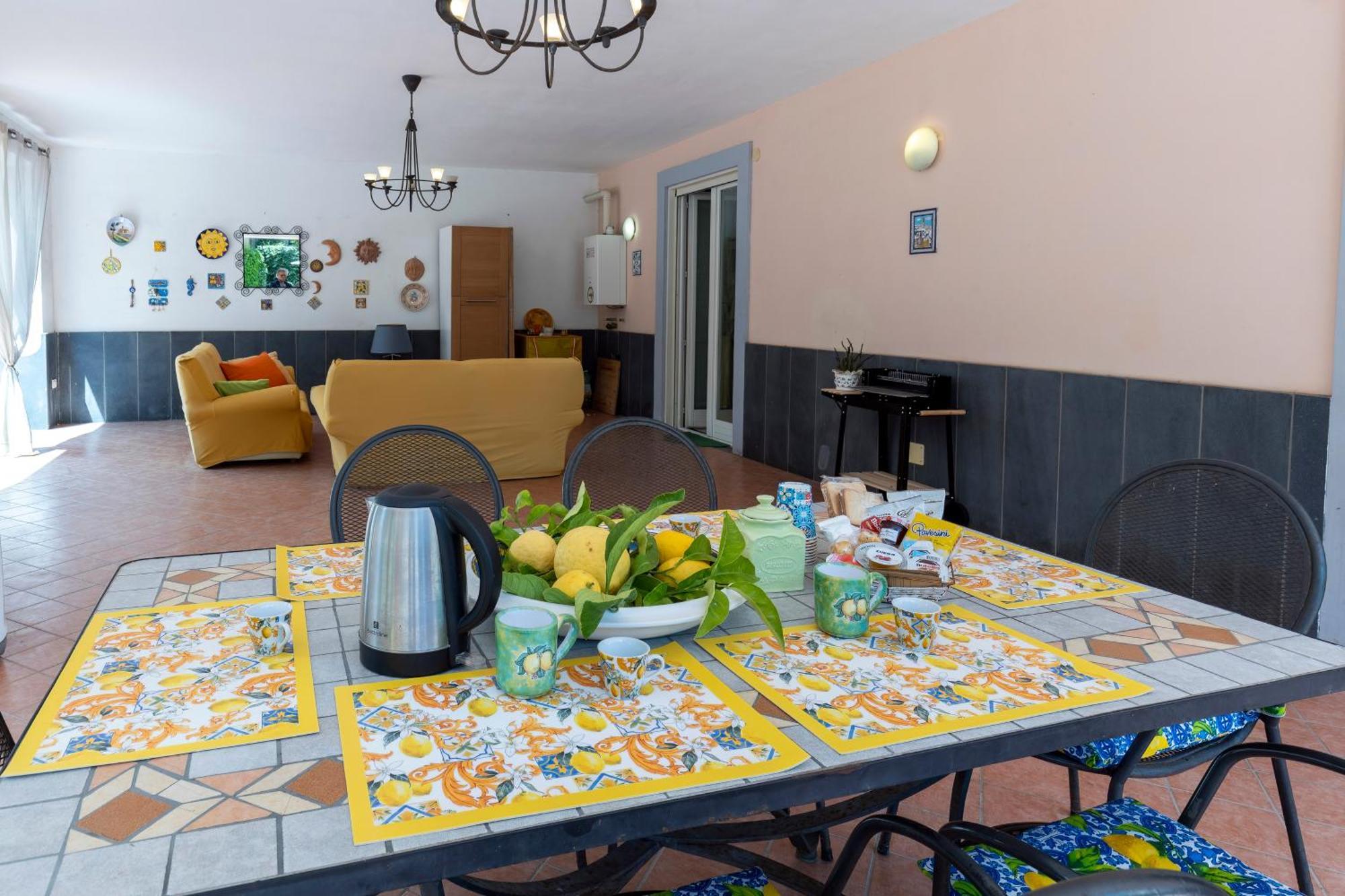 Вилла Casa Donna Sonia Пьяно-ди-Сорренто Экстерьер фото